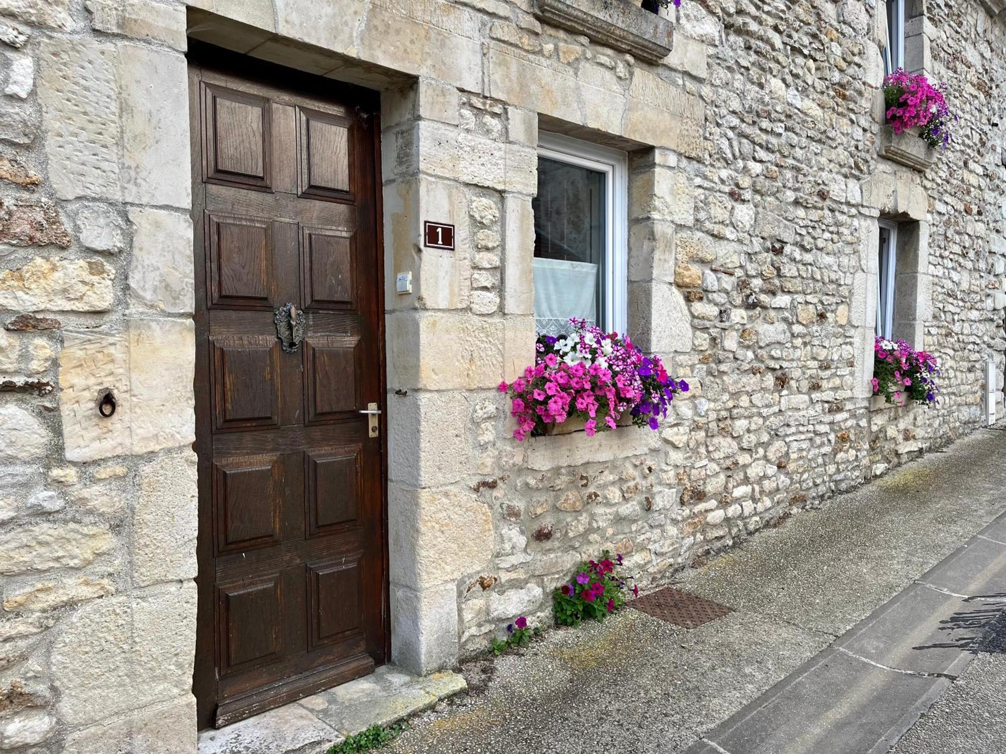 Chambres D'Hotes "La Je Ris" Lagery Εξωτερικό φωτογραφία